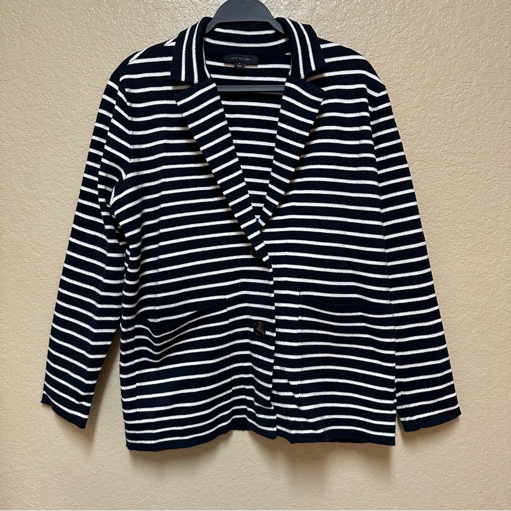 Ann Taylor Knit Blazer Size M 2 Button Striped Black And White Career Classic